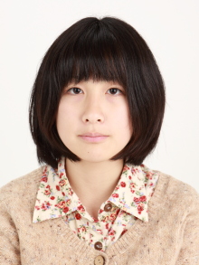 証明写真髪型修正前