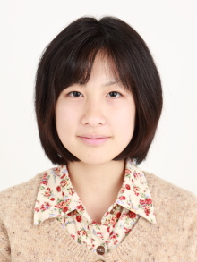 証明写真髪修正後